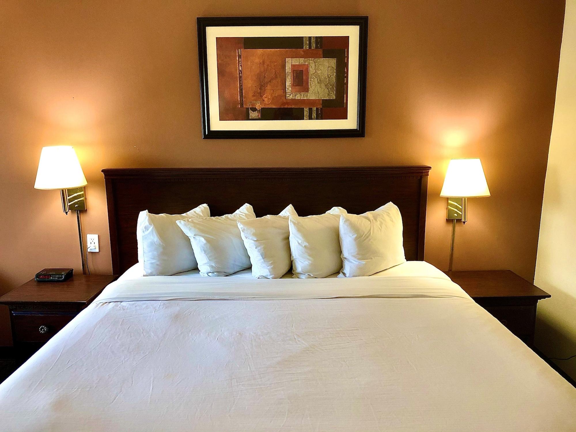 Ramada By Wyndham Spokane Valley Extérieur photo