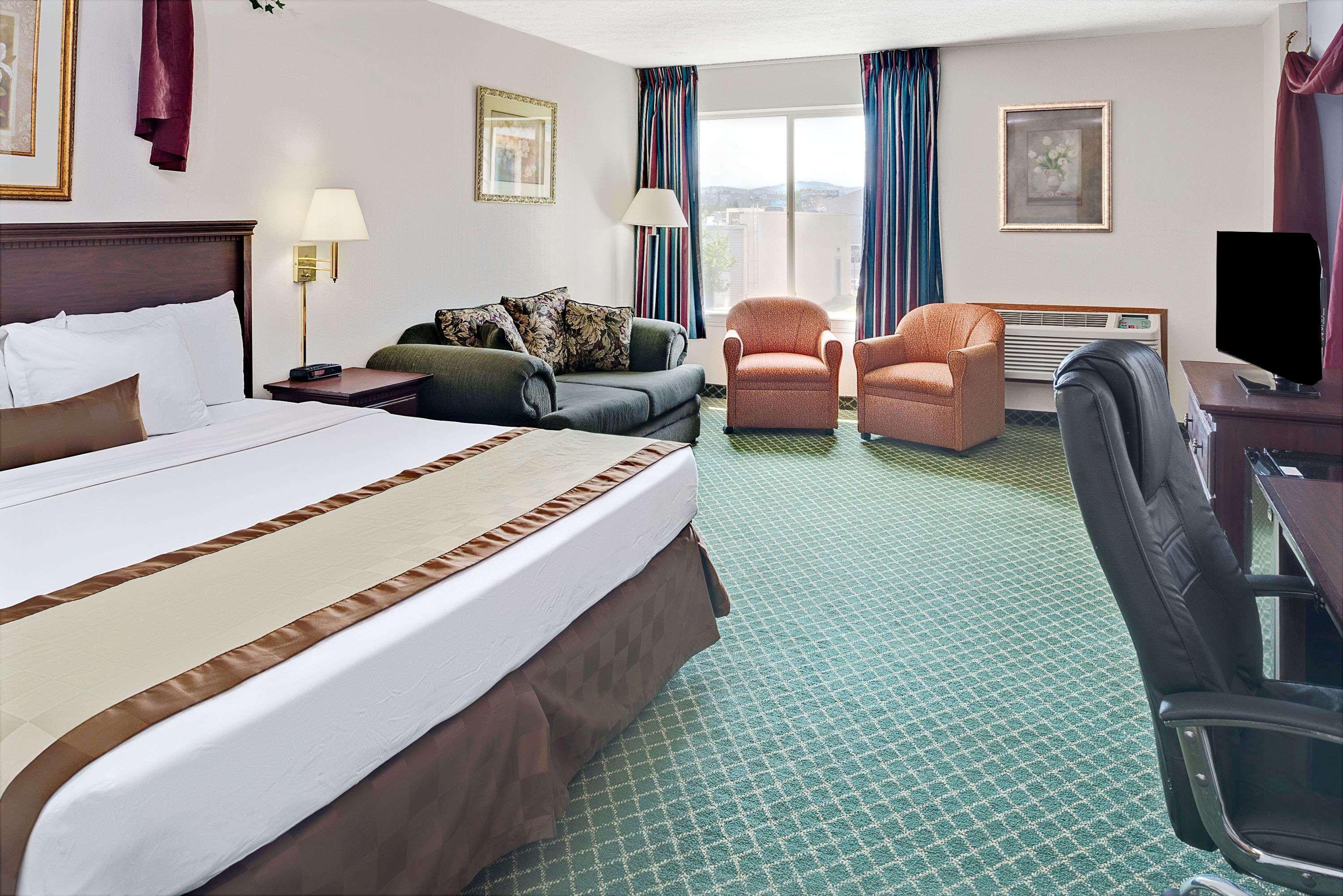Ramada By Wyndham Spokane Valley Extérieur photo